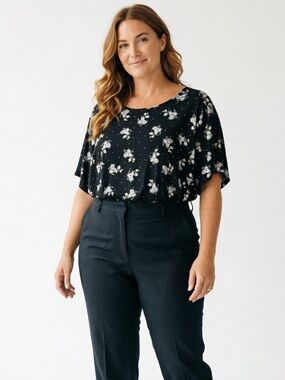 Addition Elle Black Floral Short-Sleeve Tee